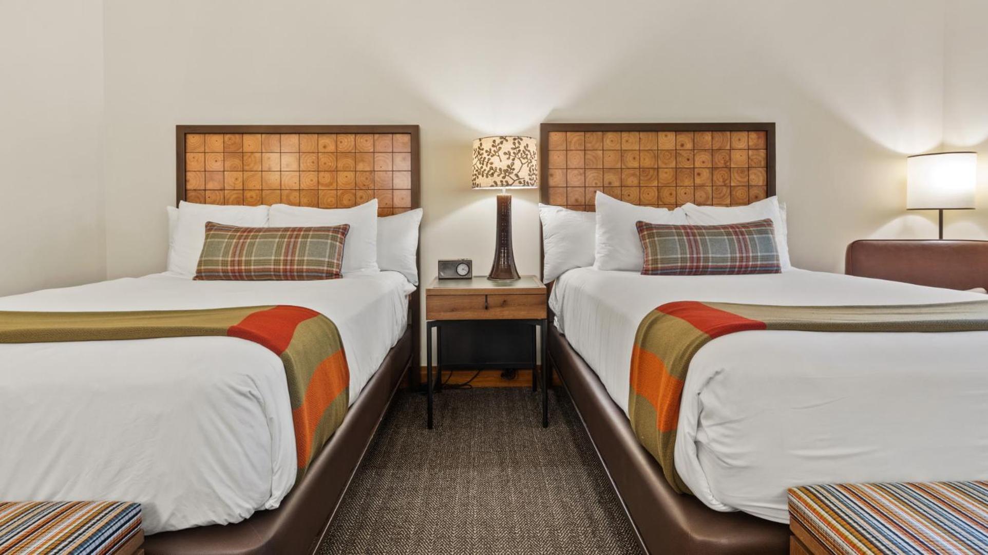 1122 Guest Room The Pines Lodge At Spruce Peak Ski In Ski Out Stowe Dış mekan fotoğraf